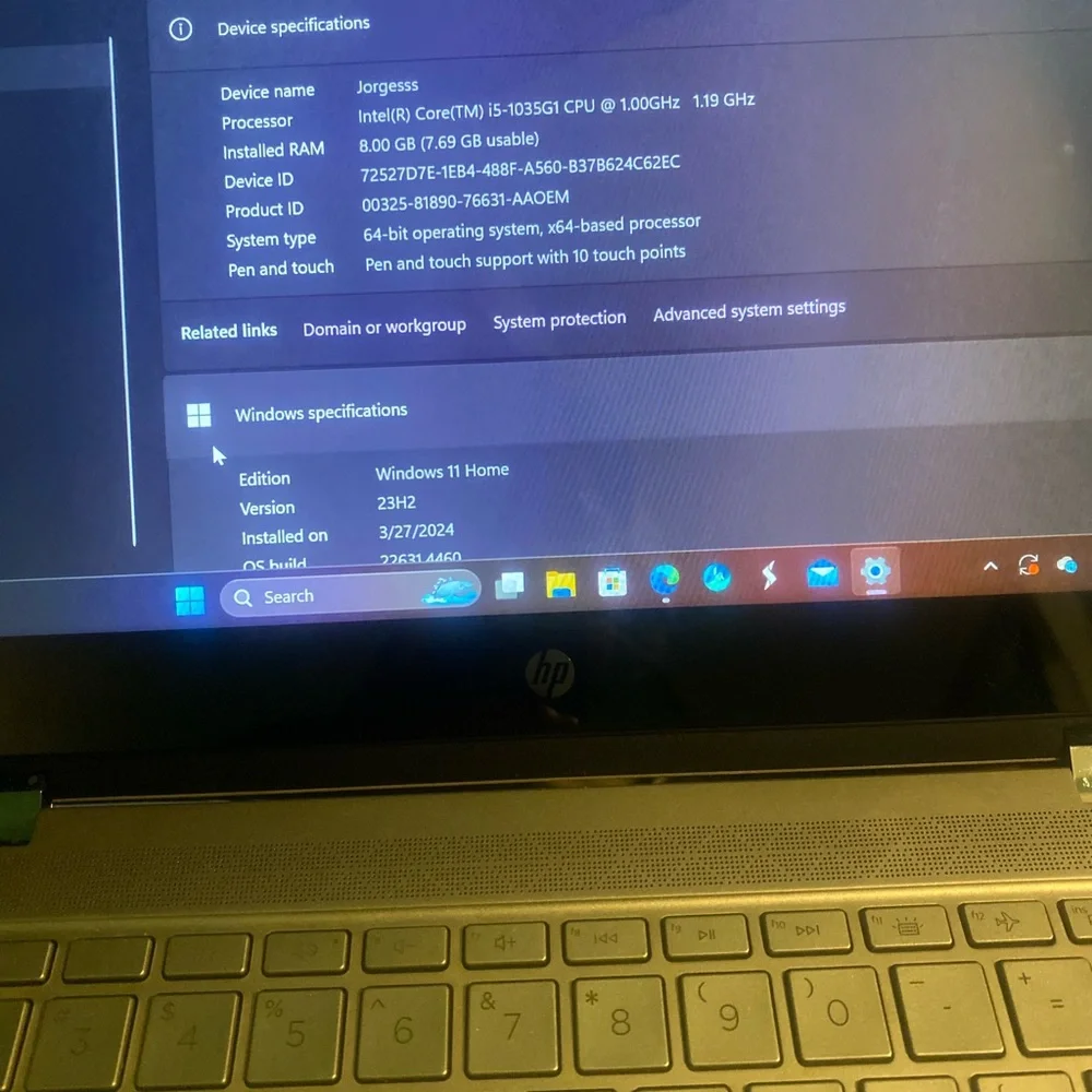 Ho laptop intel i5 cpu 1035x gpu great for school work and gaming this